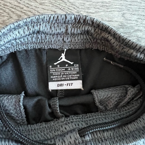 Baby Gap, Nike Jordan, George Shorts for boys Size 4 - Picture 4 of 9